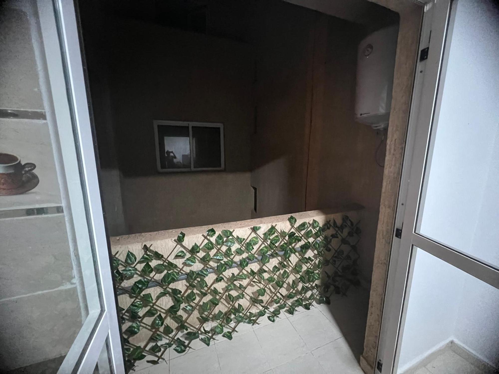Flowers Apartment